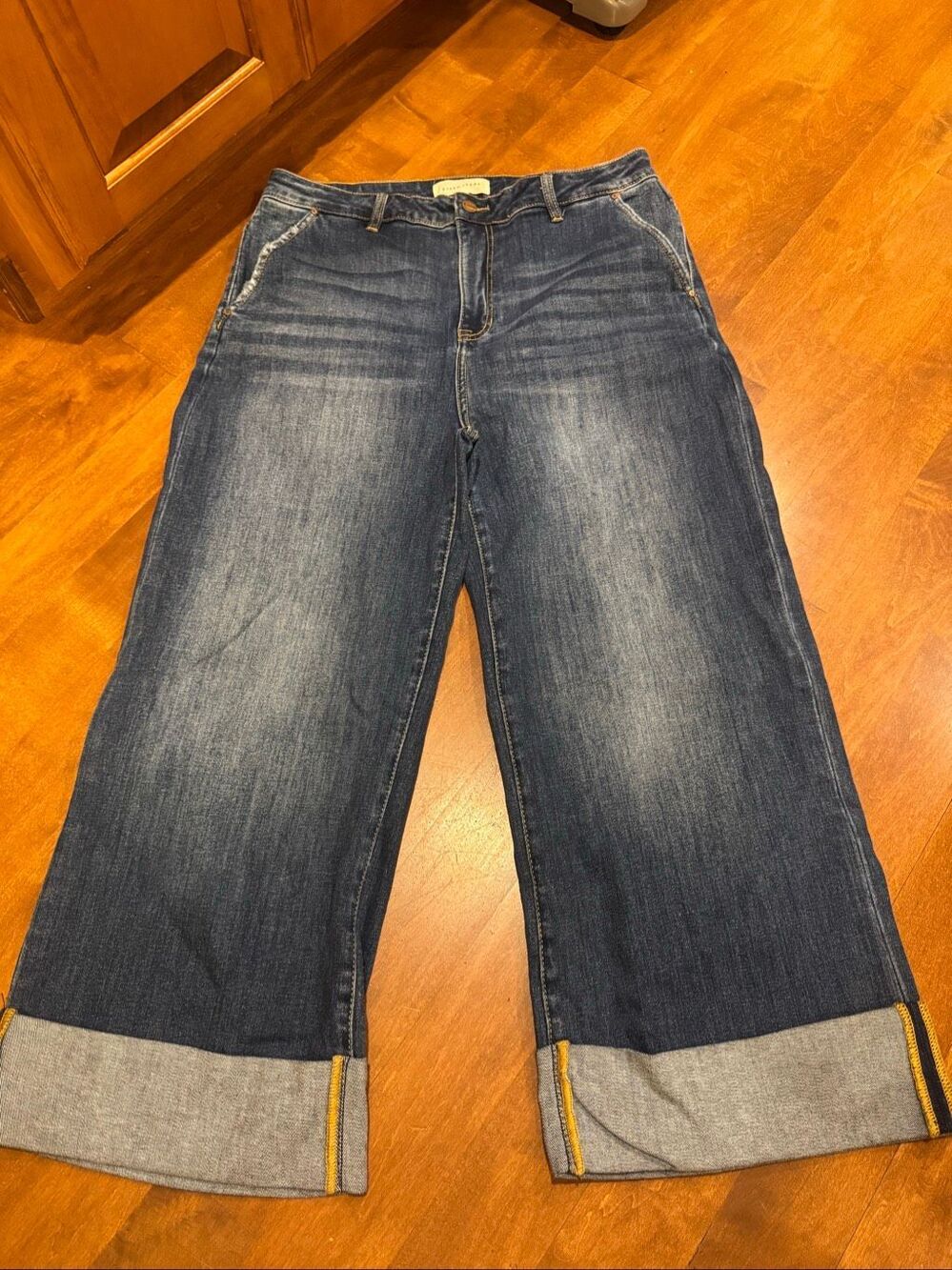 NWT Risen Jeans Women’s 1XL Dark Wash Wide Leg Cuffed Hem Denim